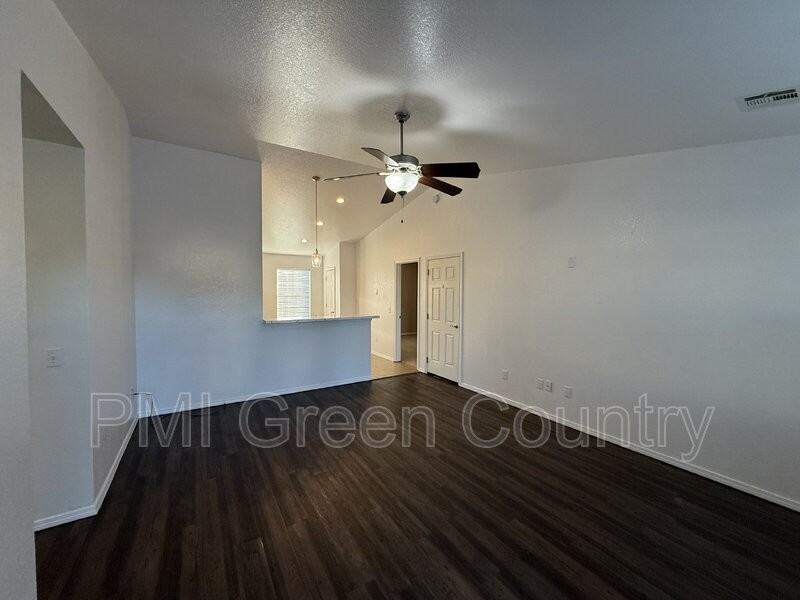 25934 E 90th St S - Photo 3 of 16