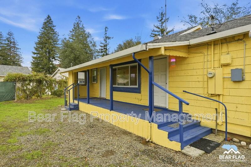 3351 Albany Way - Photo 4 of 35