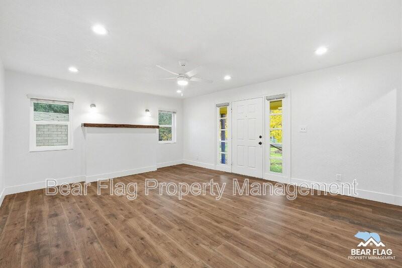 3351 Albany Way - Photo 6 of 35