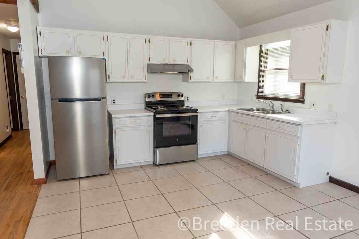 81 Lindsey Ln #9 - Photo 6 of 20