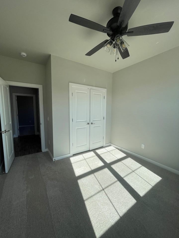 11237 Sw 30th St #1 - Photo 3 of 22