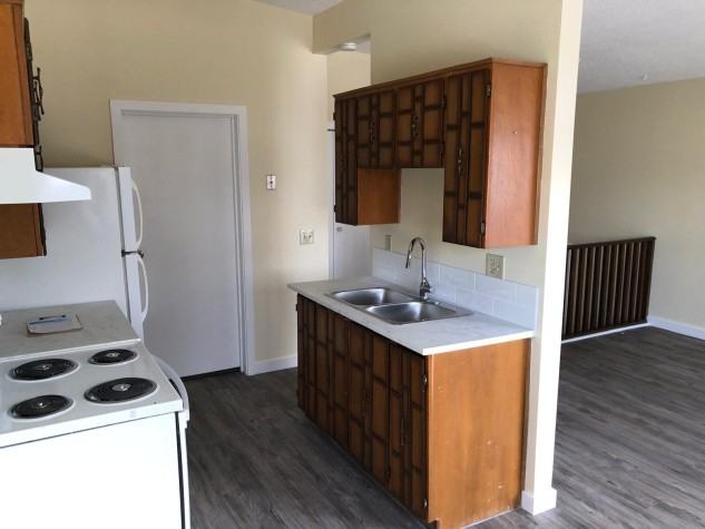 6328 4-6328 59 Avenue - Photo 2 of 8