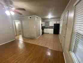 2415-2417 Charlotte St - Photo 1 of 1