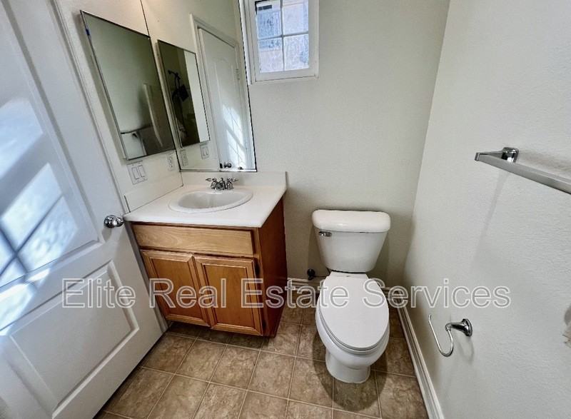 750 Broadway - Photo 5 of 11