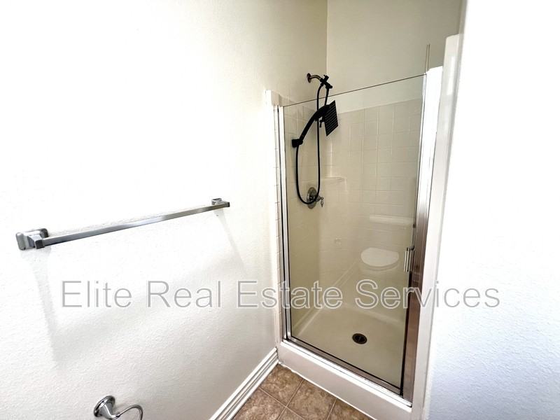 750 Broadway - Photo 6 of 11