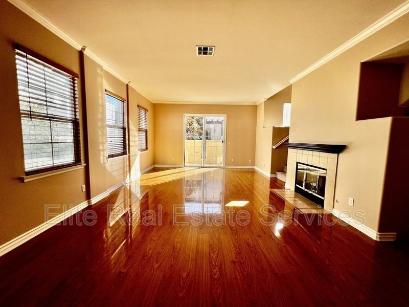 750 Broadway - Photo 7 of 11