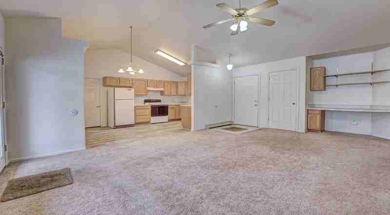 503 Sabil Dr - Photo 2 of 9