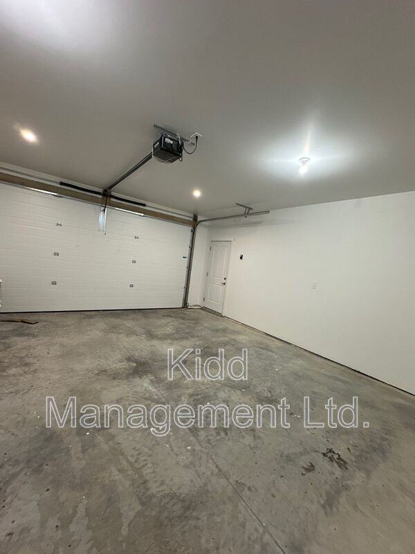 6203 Monterey Rd W - Photo 3 of 15