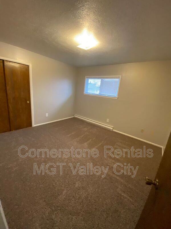 817 3rd St Sw - Photo 2 of 5