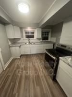 featured image of 2006 Wyndhurst Rd