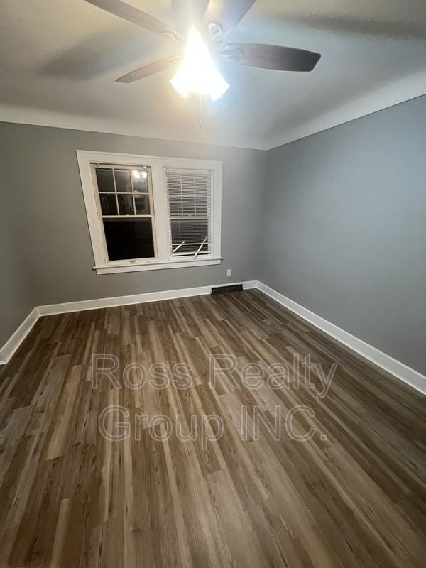 2006 Wyndhurst Rd - Photo 4 of 8