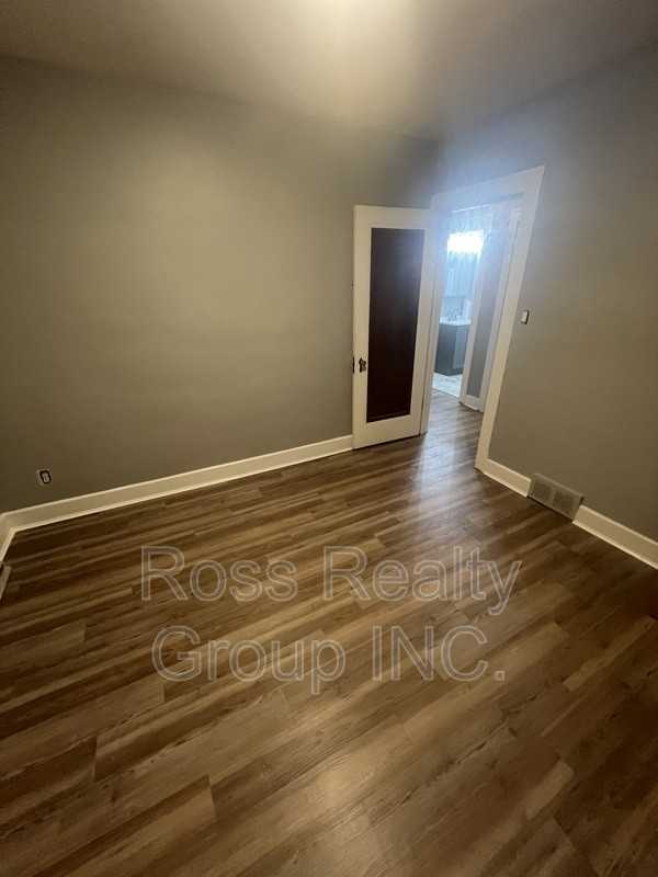 2006 Wyndhurst Rd - Photo 6 of 8