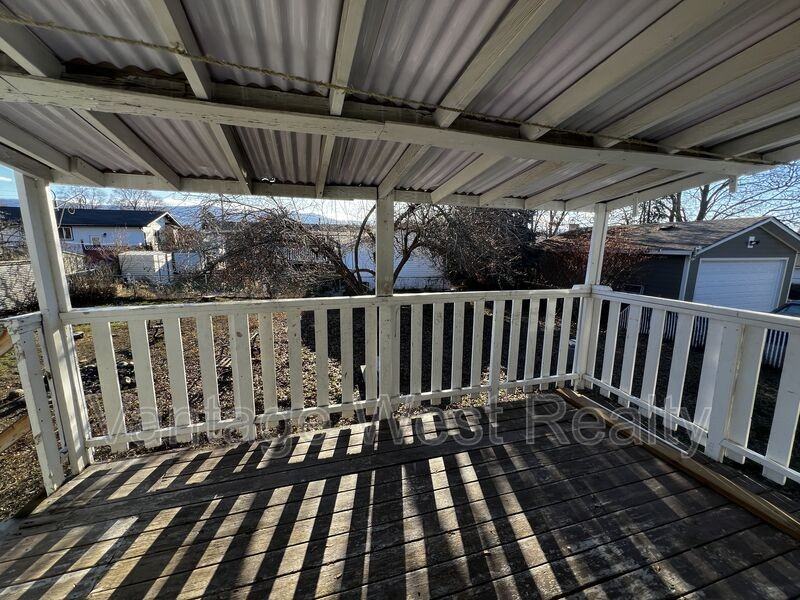 575 Jaschinsky Rd - Photo 2 of 14