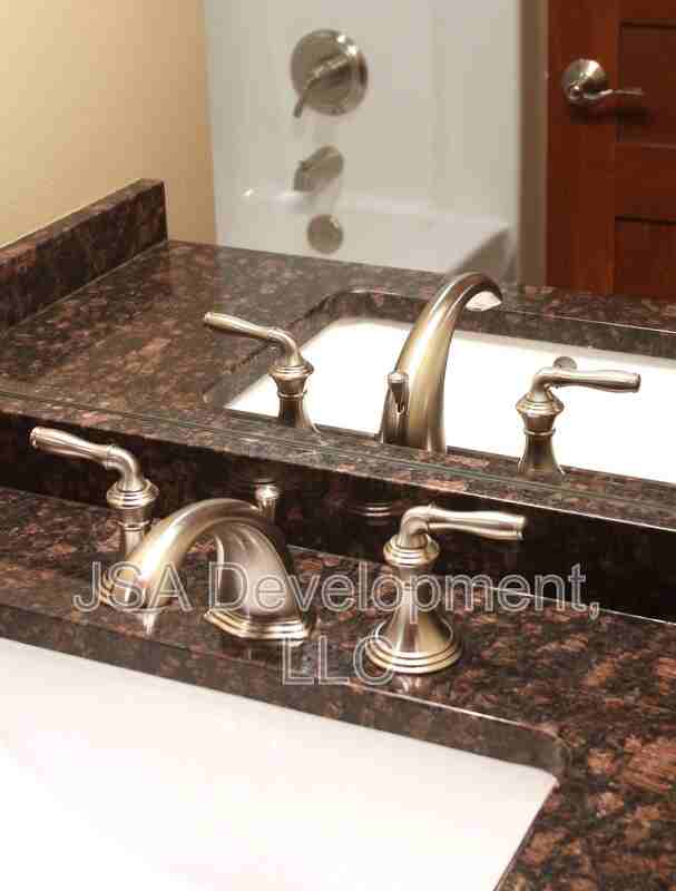 206 E 4th St #202 - Photo 3 of 9