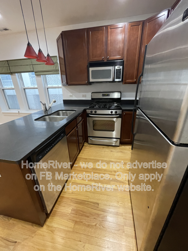 6815 N Lakewood Ave #2S - Photo 3 of 16