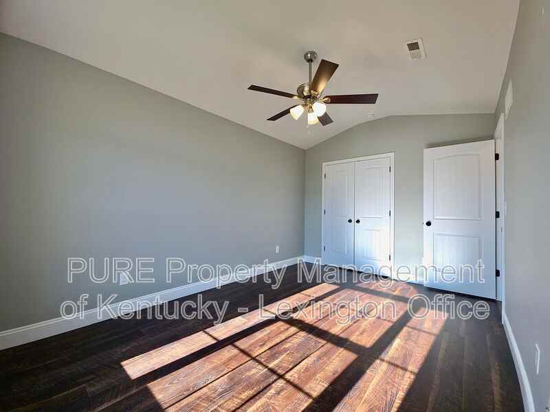 106 John Davis Dr - Photo 5 of 32