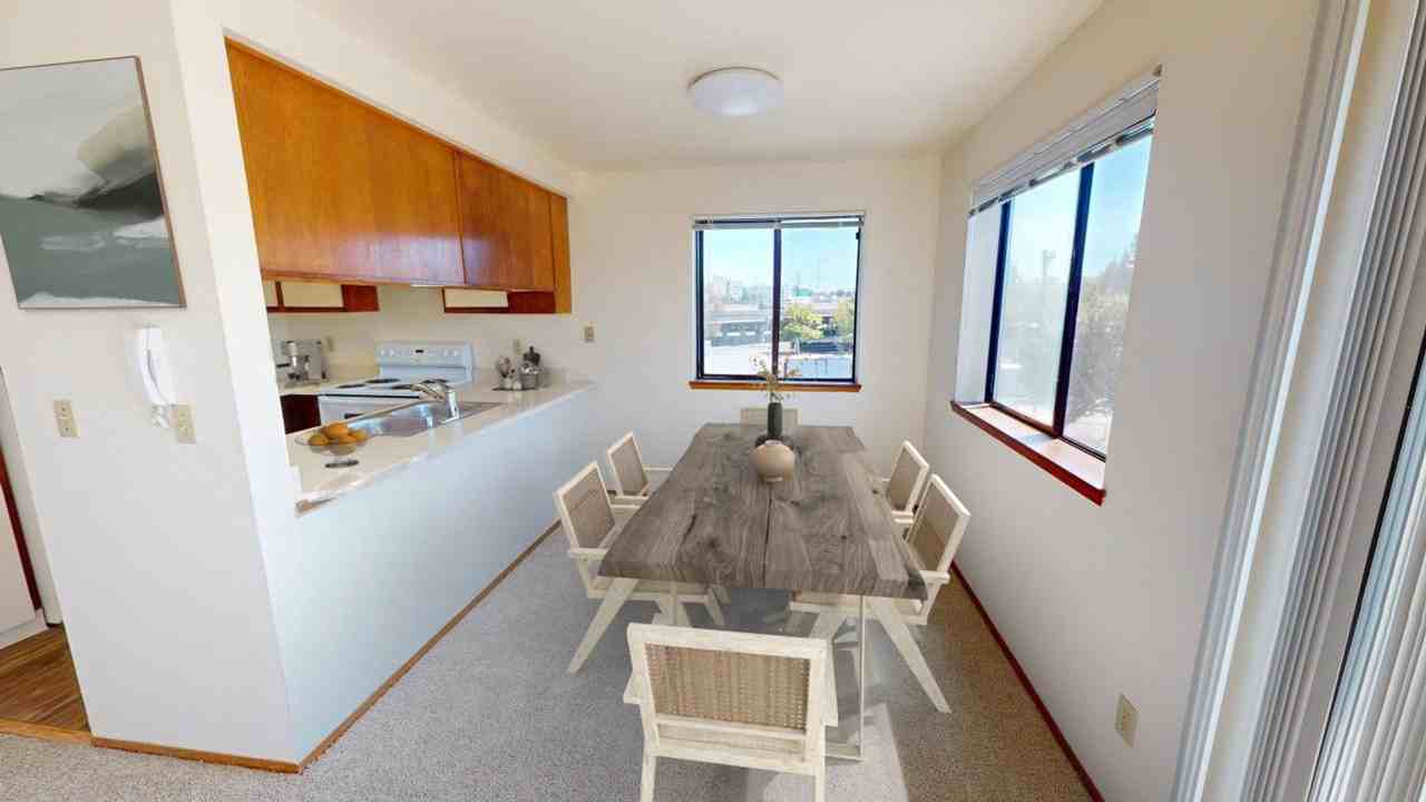 6813 LIVE STEPS TO GREEN LAKE PARK AND RETAIL CORE - Photo 7 of 10