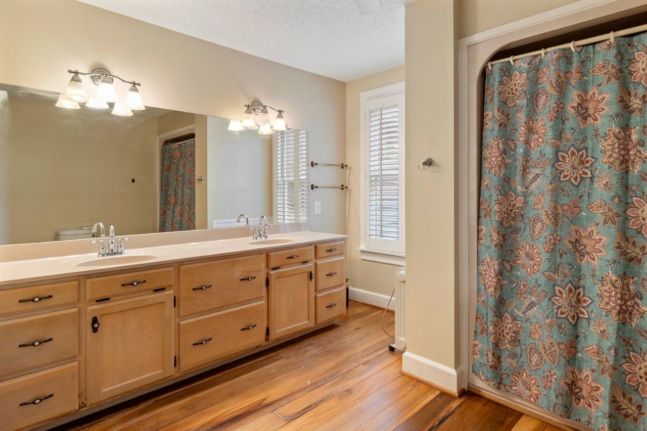 2600 Charlie Thomas Rd #1 - Photo 2 of 20