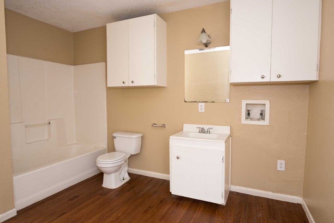 118 Milann St #B - Photo 4 of 7