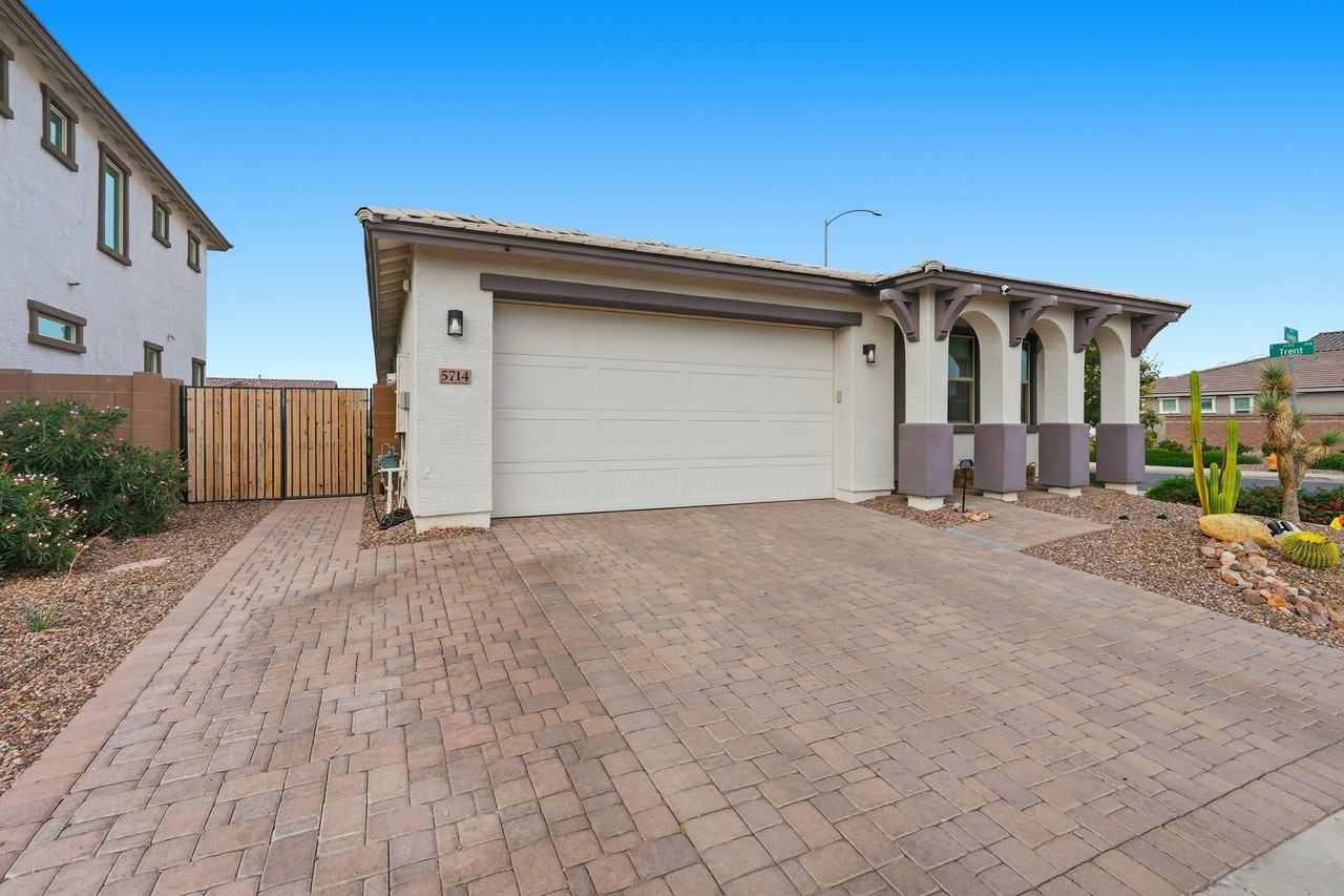 5714 S Veneto #1 - Photo 3 of 50