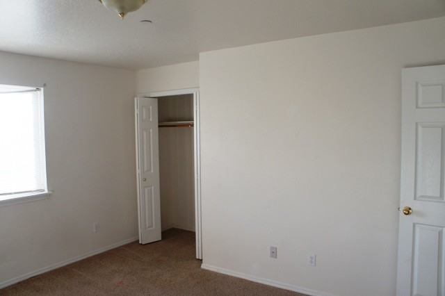 922 Nw Foster Dr #922 - Photo 4 of 11