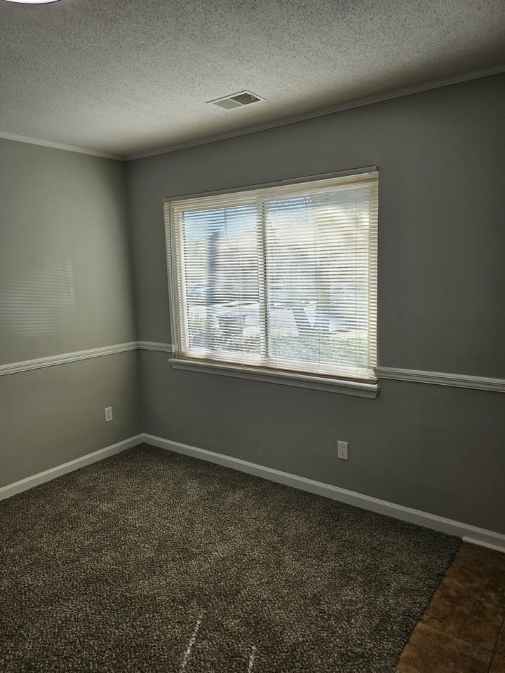 2347 Grayson Valley Cir #2347 - Photo 2 of 10