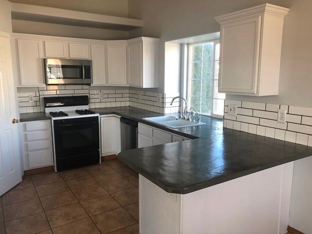 1400 Chelsey Cir - Photo 3 of 18