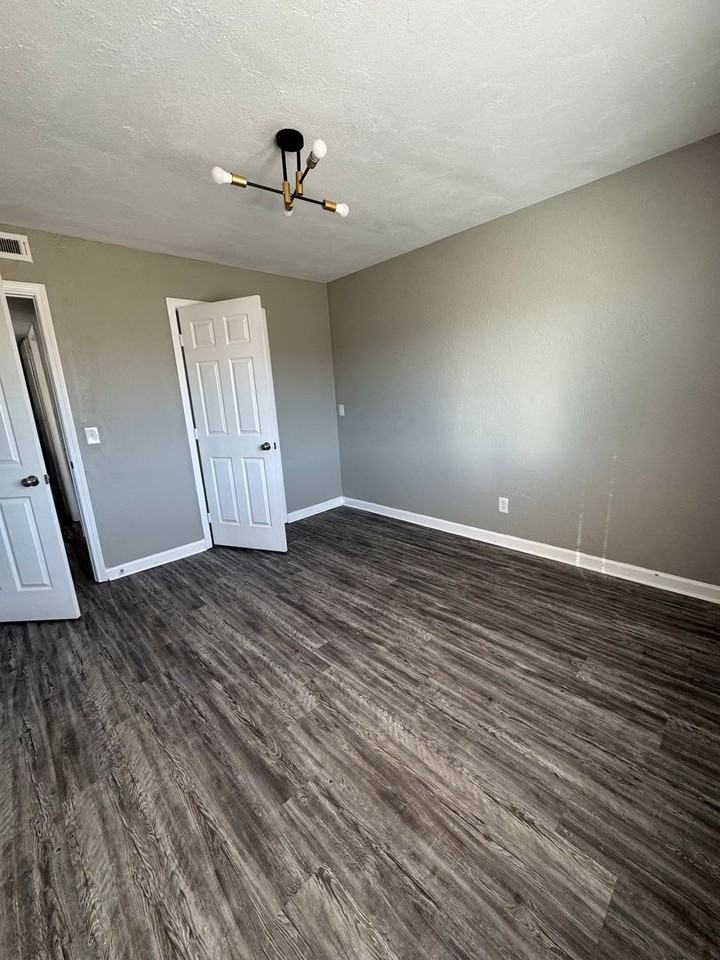 Haydens Landing - Photo 7 of 50