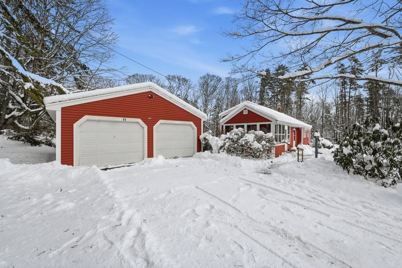 11 Caribou Dr - Photo 4 of 36