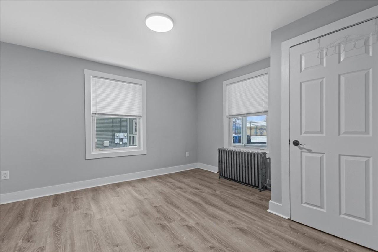 43 Willow St - Photo 5 of 16
