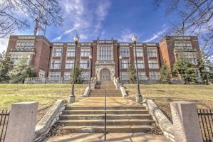 featured image of 1517 S Theresa Ave