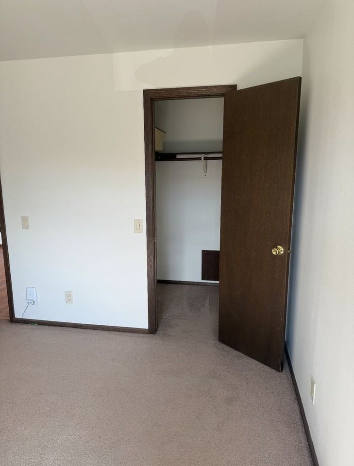 Dale Street Apartments - Photo 3 of 22