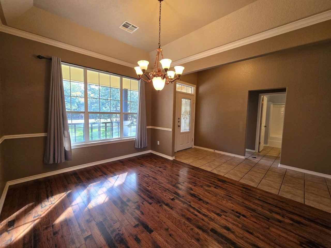 1300 Salado Oaks Dr - Photo 5 of 26