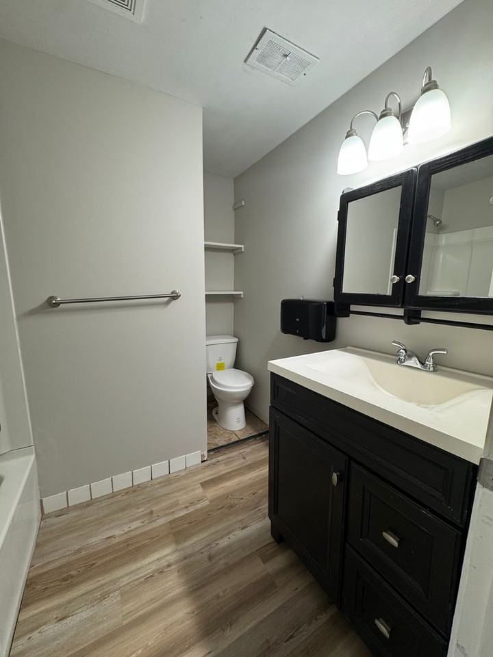 Big Country Real Estate - Photo 4 of 29