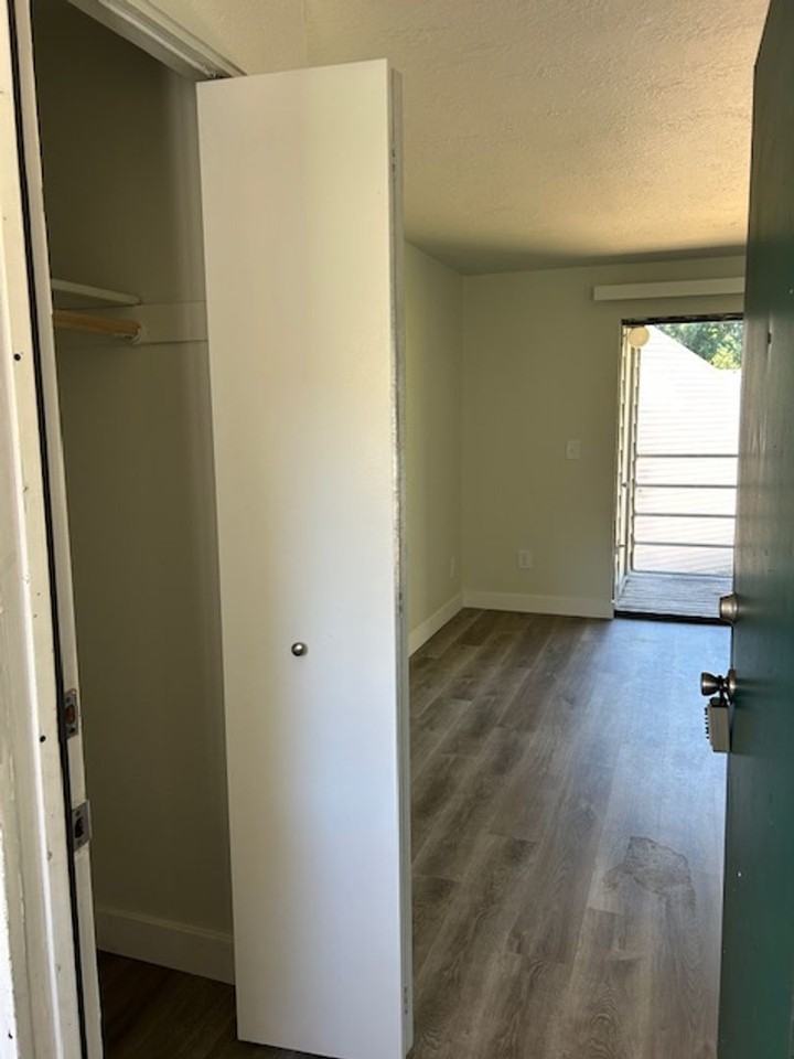 Woodview Village Apartments - Photo 5 of 40