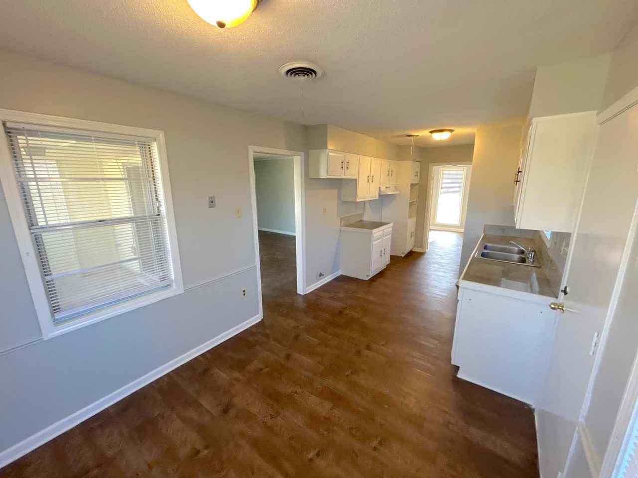 5940 Pebble Beach Ave - Photo 3 of 13