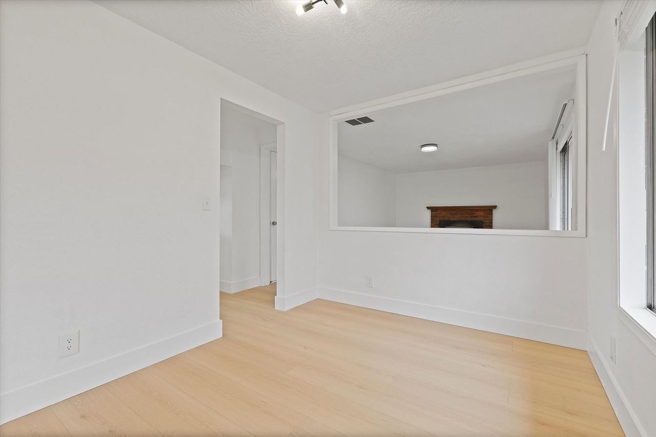 21047 Sw Imperial Ct - Photo 6 of 41