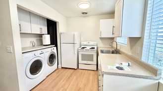 N0574 - Photo 1 of 1