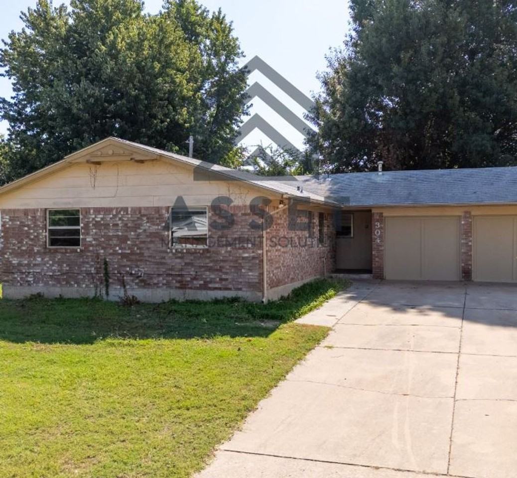 304 W Campbell Dr - Photo 3 of 34