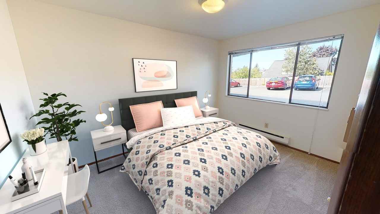 7101 LIVE A HALF MILE TO GREEN LAKE & 3 BLOCKS TO THE ROOSEVELT LIGHT RAIL - Photo 6 of 46