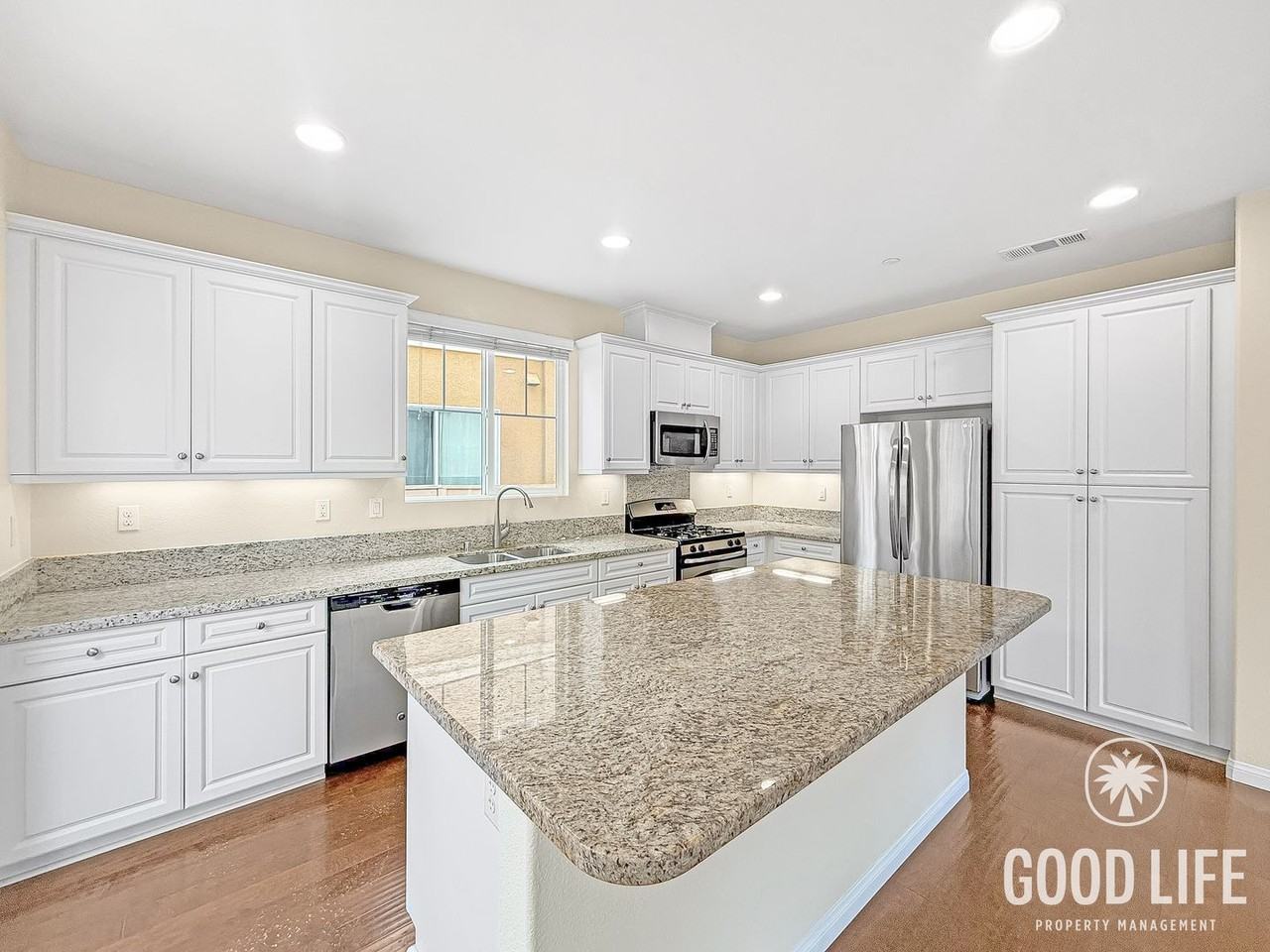 1580 Chert Dr - Photo 5 of 23