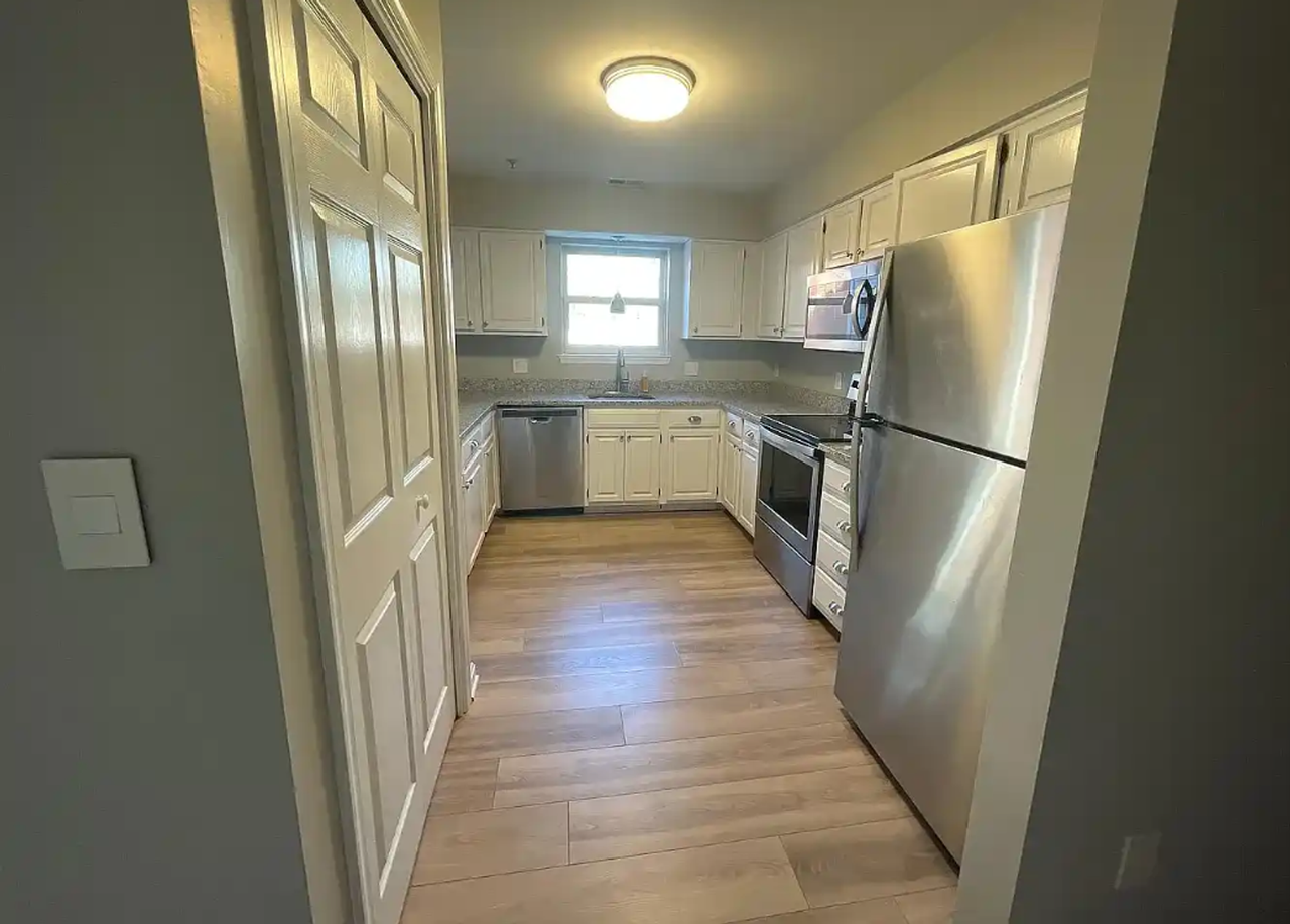 934 Bay Ridge Ave - Photo 2 of 9