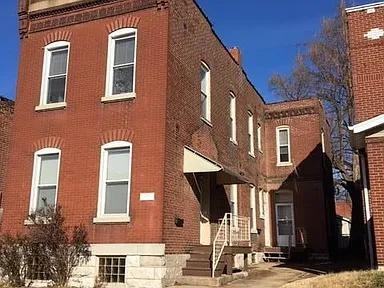 3205 Dakota St 2nd Fl - Photo 2 of 2