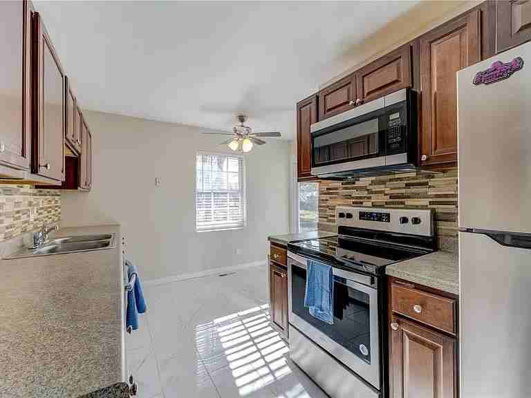 6270 Rocket Dr - Photo 7 of 9