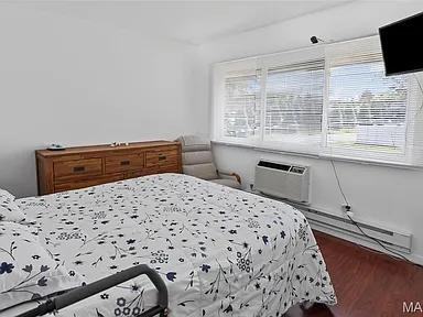 7446 Sieloff Dr - Photo 3 of 10