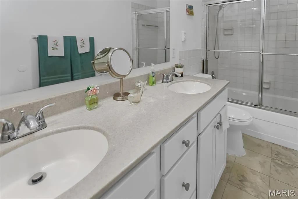 7446 Sieloff Dr - Photo 6 of 10