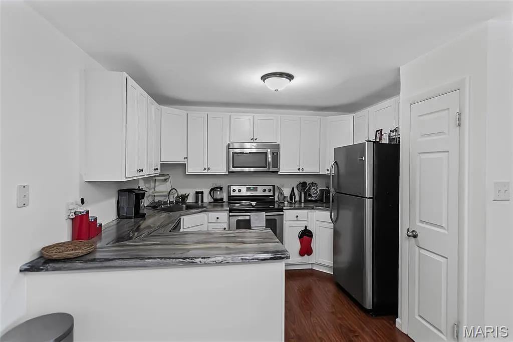 7446 Sieloff Dr - Photo 7 of 10