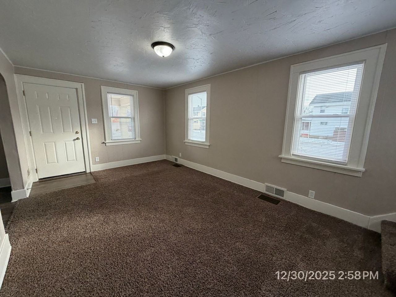 3422 Smith St - Photo 6 of 30