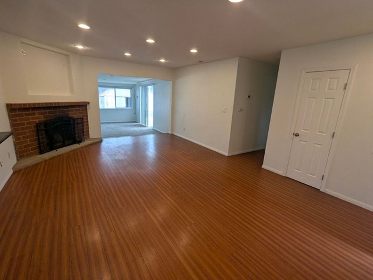 1298 Tangerine St - Photo 3 of 35