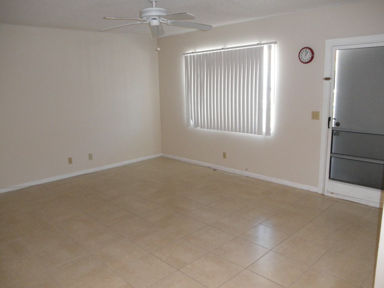 640 Ne 6th Ct - Photo 4 of 10